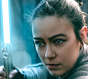 Rey From Star Wars The Last Jedi Cosplay, rey, star-wars-the-last-jedi, 2017-movies, movies, cosplay HD wallpaper