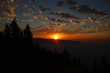Nature, Trees, Sky, Mountains, Clouds, Dawn, Horizon HD wallpaper
