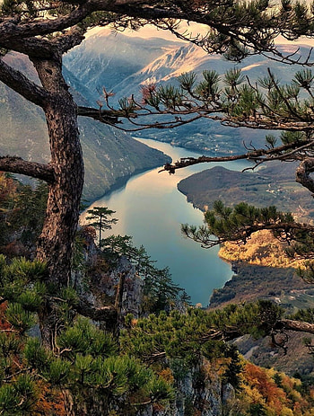 Tara, Jezero Perucac, Banjska stena, Abej, Beograd, Srbija HD phone wallpaper