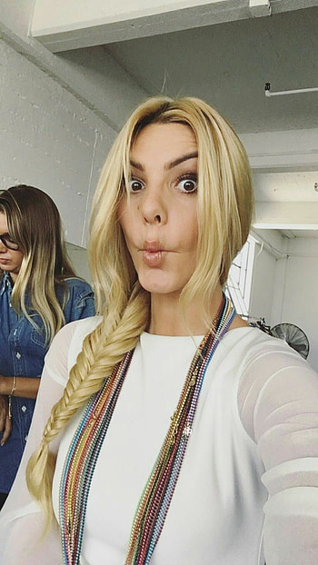 Lele Pons, Hannah Stocking, Best friend goals, Celebrity ideas HD phone wallpaper