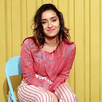 Shraddha Kapoor HD phone wallpaper