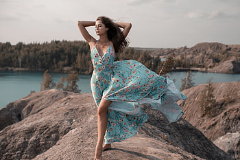Model Posing Outdoors, outdoors, model, dress, brunette HD wallpaper