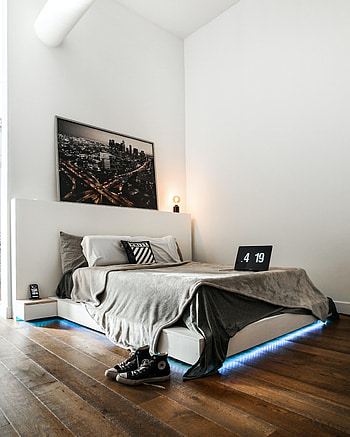 Interior, Miscellanea, Miscellaneous, Sneakers, , Room, Bed, Shoes HD phone wallpaper