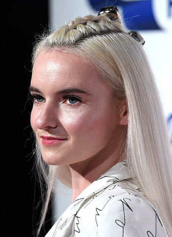 Grace Chatto, Clean Bandit member, Music , Artistic beauty HD phone wallpaper
