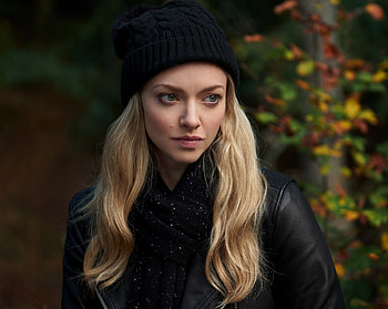 Amanda Seyfried, You Should Have Left, blonde actress HD wallpaper