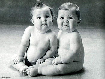 DONT LOOK SO SAD I KNOW ITS OVER, two, babies, chubby, adorable HD wallpaper
