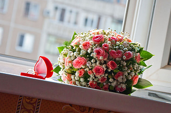 Flowers, Roses, Wedding, Rings, Pearls, Bouquet, Window, Ball, Happiness HD wallpaper