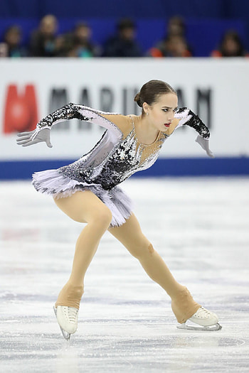 ISU Grand Prix of Figure Skating Final 2017, Alina Zagitova HD phone wallpaper