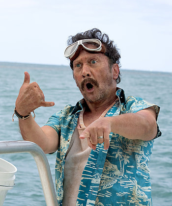 Rob Schneider, Character portrayals, Netflix movie, The Wrong Missy HD phone wallpaper