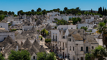 Alberobello HD wallpaper
