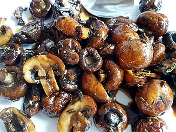 Vegan antipasti, Gluten- option, Savory mushroom bites, Perfect appetizer HD wallpaper