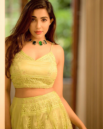 Paro Nair, dress, hair HD phone wallpaper