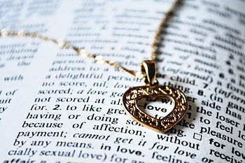 Love, Heart, Book, Word, Chain, Pendant, Coulomb HD wallpaper