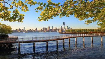 hudson river walkway overlooking nyc, river, city, walkway, tree HD wallpaper
