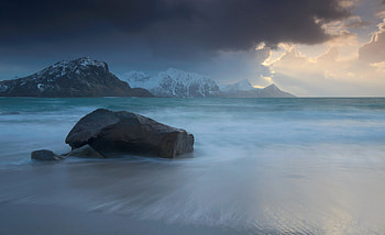 Ocean Rock Mountains, ocean, rocks, mountains, nature HD wallpaper