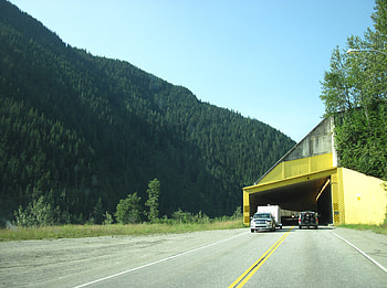 driving through the tunnel, blue, tunnel, iron, green, yellow, trees, road, sky, mountains, truck HD wallpaper