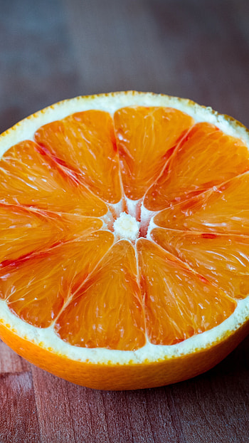 Orange cut on the table, Sony Xperia X, , Fruit graphy HD phone wallpaper