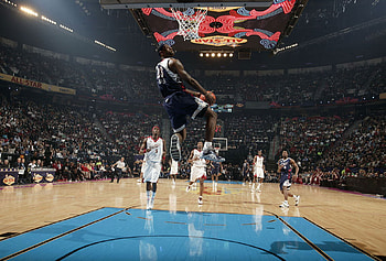 Going for a lay-up, other, people, fun, sport HD wallpaper