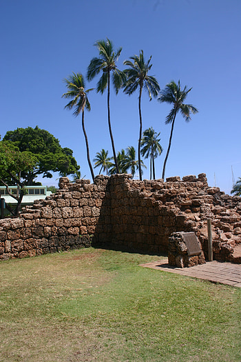 Lahaina town, Maui guidebook, Hawaii HD phone wallpaper