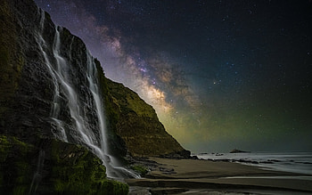 Milky Way over Alamere Falls on the Pacific Coast, Northern California, night, cascades, milky way, stars, rocks, cliff, usa, ocean HD wallpaper