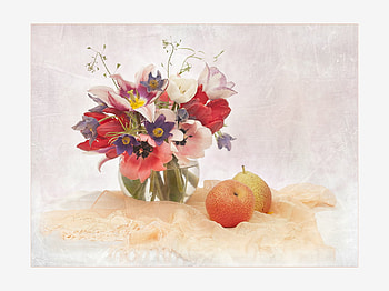 still life, bouquet, tulip, gentle, graphy, tulips, nice, flower, fruit, , elegantly, vase, beautiful, pear, pretty, cool, flowers, scarf, lovely, harmony HD wallpaper