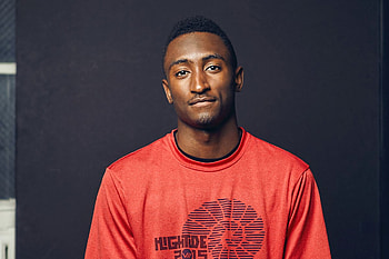 Marques Brownlee, Tech reviewer, Influential YouTuber, Gadget expert HD wallpaper