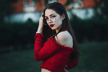Brunette, girl model with glasses HD wallpaper