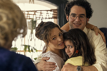 Margaret Family Embrace, movie, Are You There God? It's Me, Margaret. HD wallpaper