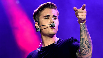 Performing, Justin Bieber HD wallpaper