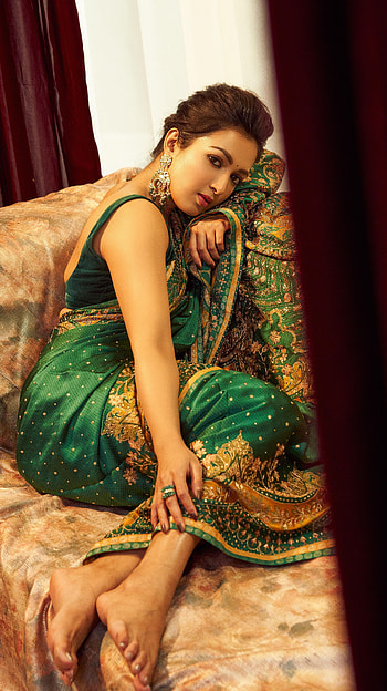 Caterina tresa, telugu actress, saree lover, sexy seductive HD phone wallpaper
