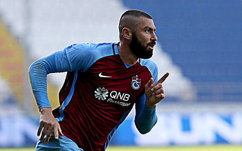Burak Yılmaz, Trabzonspor, Turkish football player, forward, portrait, football match, Turkey HD wallpaper