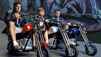 Two and a Half Men (2022) movie HD wallpaper