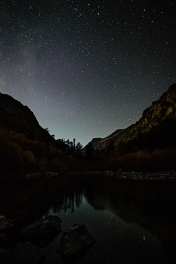 Mountains, Night, Lake, Dark, Starry Sky HD phone wallpaper