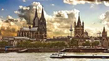 Koln , Urban charm, German cityscape, Vibrant atmosphere HD wallpaper