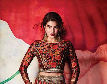 Jacqueline Fernandez, Traditional Ethnic Wear, hoot HD wallpaper