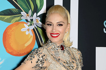 Gwen Stefani, Engagement ring reveal, Glamour magazine HD wallpaper