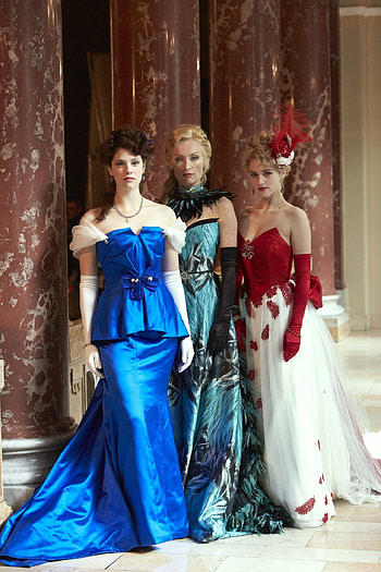 Mina Murray, Costume lovers, Jessica De Gouw, Blue gown HD phone wallpaper