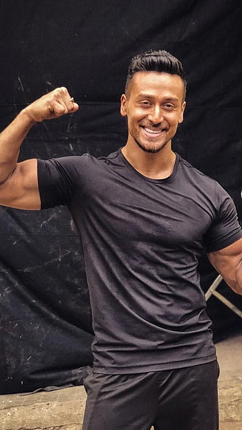 Tiger Shroff, Bollywood, Tiger Shroff Bollywood Actor HD phone wallpaper