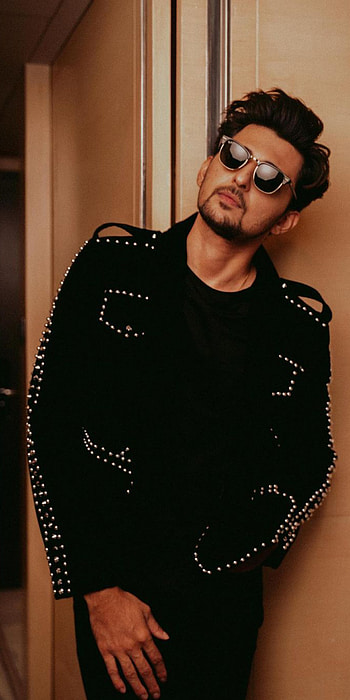 Darshan Raval, standing, sunglasses HD phone wallpaper