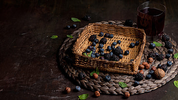 Berries and Nuts, fruit, nuts, berries, food HD wallpaper