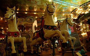 Merry go round , Wallcapernet preview, Mobile , 2015 Christmas HD wallpaper