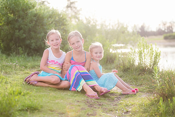 little girl, childhood, blonde, fair, nice, adorable, bonny, sweet, Belle, white, smile, Hair, Water, girl, grass, tree, comely, leaves, sightly, pretty, green, face, nature, lovely, pure, child, river, fun, graphy, cute, baby, , set, Nexus, beauty, feet, 3 girls, beautiful, people, little, pink, love, sky, princess, dainty HD wallpaper
