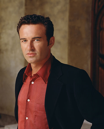 Julian McMahon, HQ , Celebrity HD phone wallpaper
