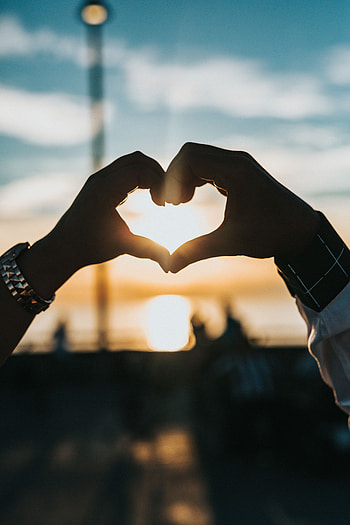 Sunset, Love, Glare, Hands, Heart HD phone wallpaper