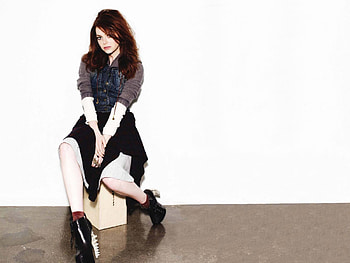 Emma Stone, shoes, emma, red hair, shirt, black dress, stone, redhead, sweater HD wallpaper