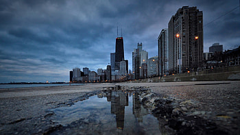 chicago in a puddle, puddle, shore, skyscrapers, city, clouds, lake HD wallpaper