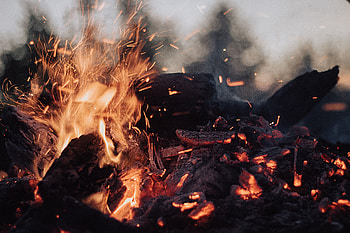 Fire, Bonfire, Coals, Sparks, Miscellanea, Miscellaneous, Ash HD wallpaper
