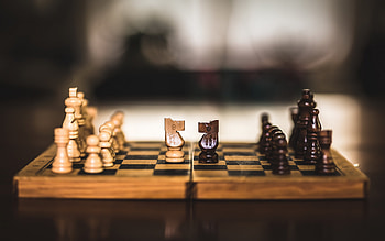 chess board, horse chess piece, wooden chess pieces, chess, mind games, chess concepts HD wallpaper