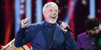 Tom Jones, Waldbhne, Alt aber sexy, Begeisterung HD wallpaper