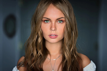 Gorgeous model, Anastasia, green eyes HD wallpaper